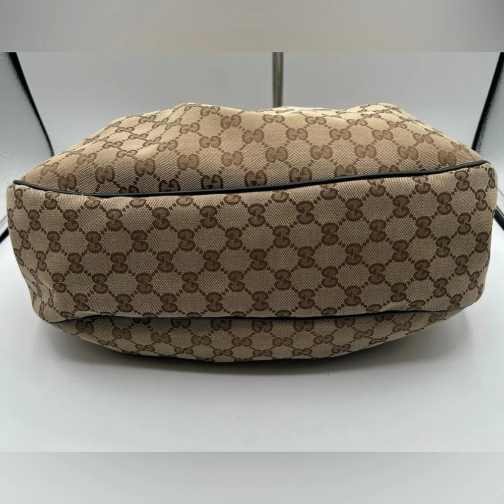 Gucci Sukey Bag - EUC! - Picture 10 of 12